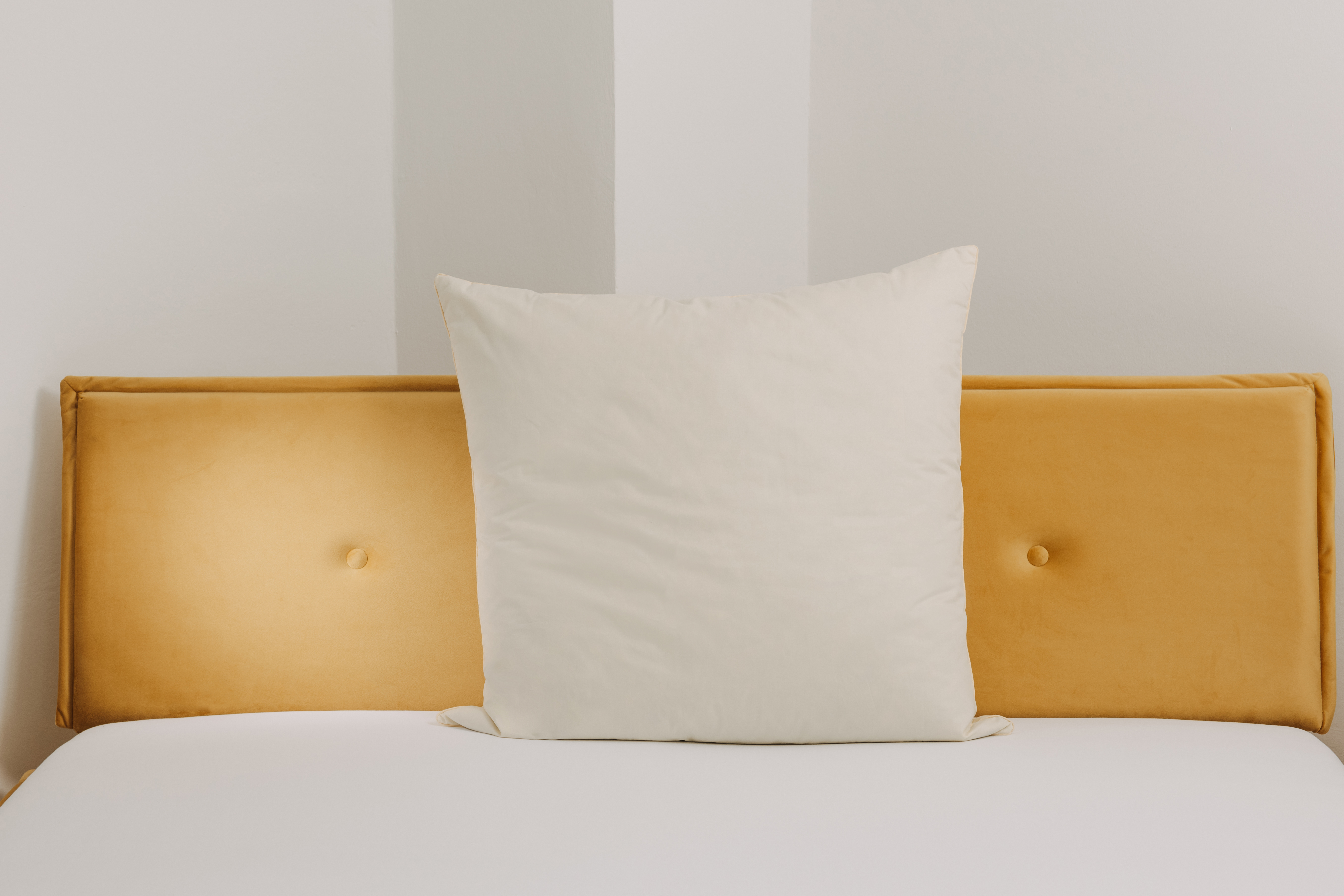 Premium Kopfkissen 80/80 (85% Federn, 15% Daunen)