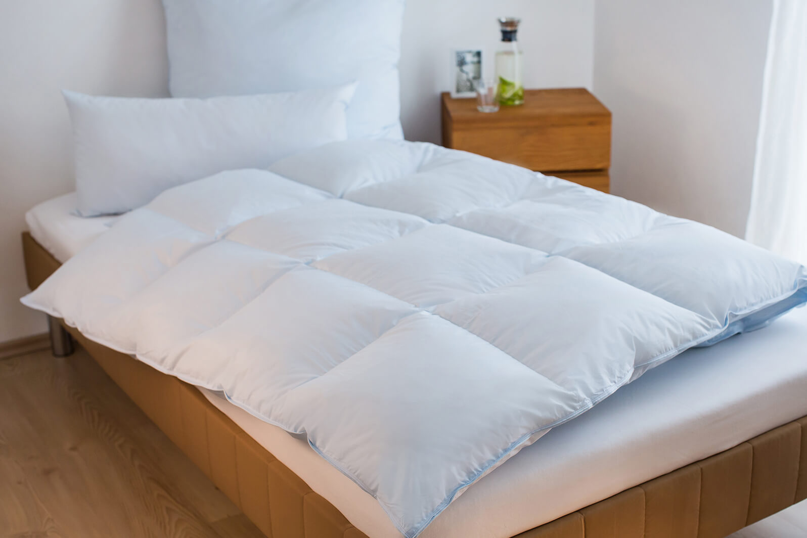 Daunen-Steppbett Premium Wärmeklasse 4